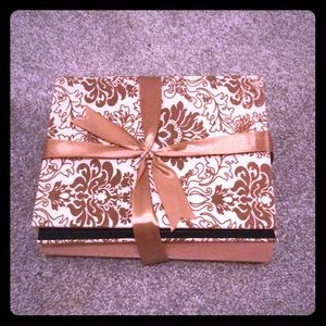 Gold and cream photo albums (2)